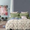 fitted bedsheet